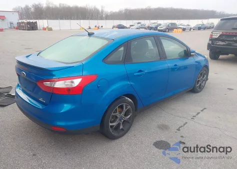 2013 Ford Focus Se z USA, uszkodzony, nr VIN 1FADP3F21DL242572